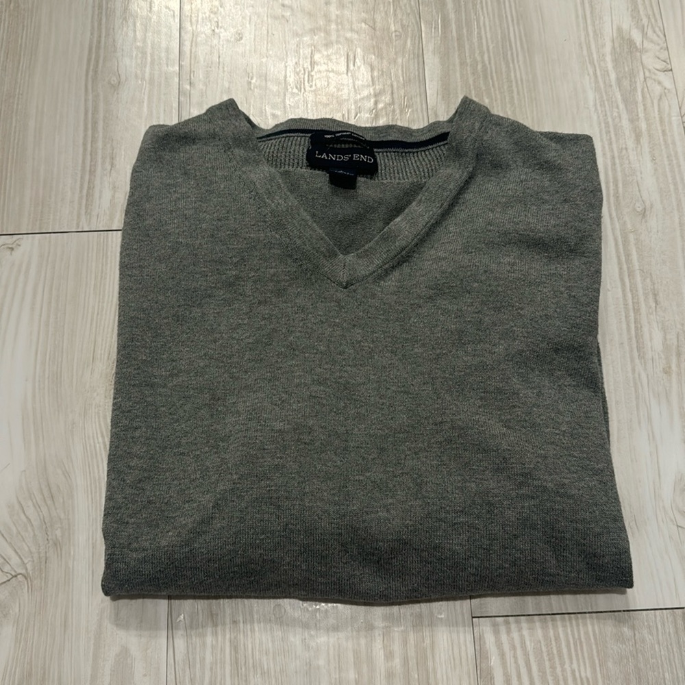 gray lands end v neck sweater